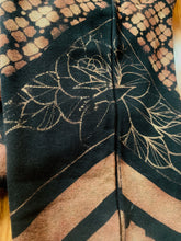 Load image into Gallery viewer, Rose Bud Joggers