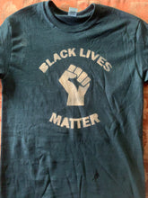 Load image into Gallery viewer, BLACK LIVES MATTER
