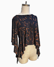 Load image into Gallery viewer, Hedera Flow Sleeve Top