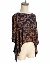 Load image into Gallery viewer, Briar Patch Flow Sleeve Top