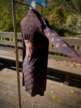 Load image into Gallery viewer, Art Deco Cathedral Cardigan