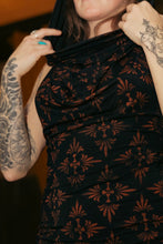 Load image into Gallery viewer, Acanthus Scrunchy Dress