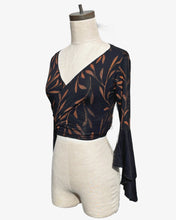 Load image into Gallery viewer, Hedera Ivy Wrap Top