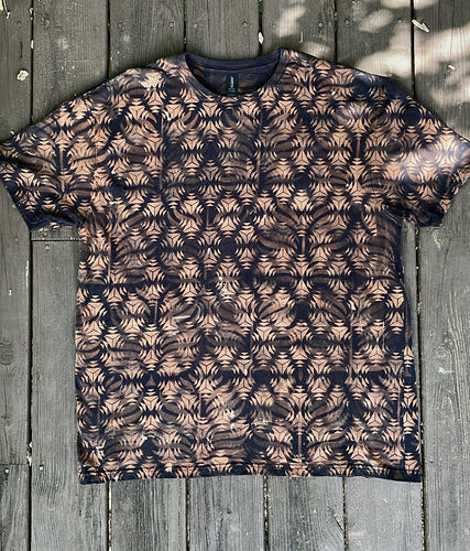 Tessellate Double pattern tshirt
