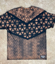 Load image into Gallery viewer, Tessellate+Celtic Tshirt